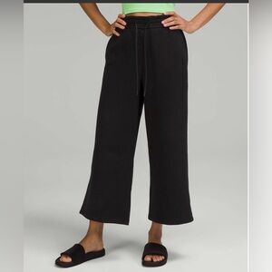 Lululemon Loungeful High Rise Black Wide-Leg Pants - size 0